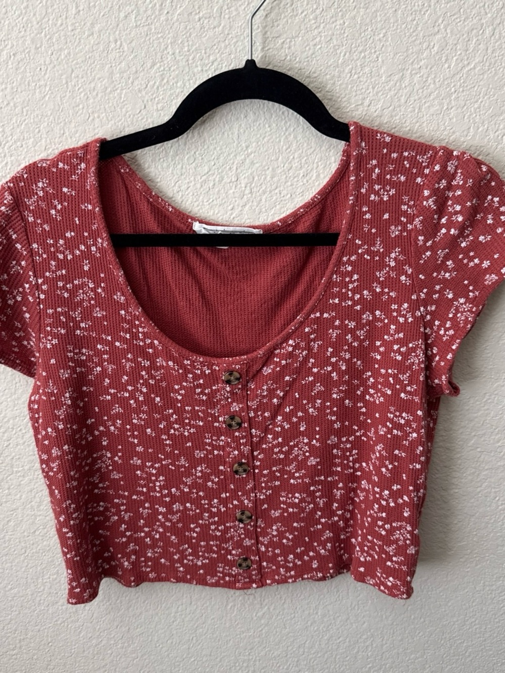 Women's Rose Pink Button-Front Scoop Neck Top